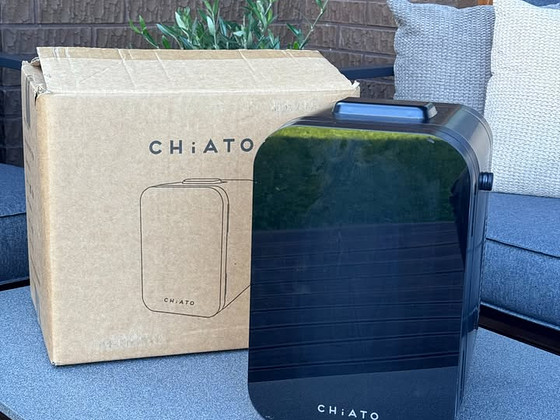 CHiATO Mini Black piimakülmik