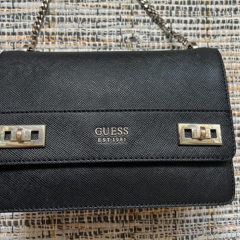 Сумка Guess
