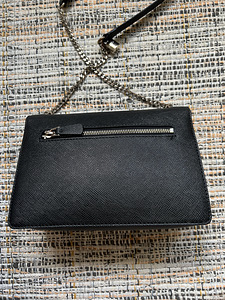 Сумка Guess (5 фото из 5)
