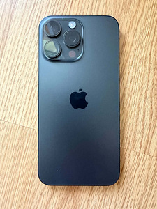iPhone 15 pro max (1 foto / 2)