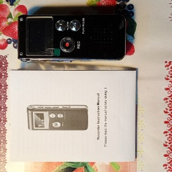Diktofon digitaalne professionaalne+ Mp 3 24tun. Taasesitlu