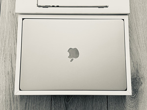 Apple Macbook Air 13 M2 8/512GB ENG/RUS, как новый! Батарея (1 фото из 8)