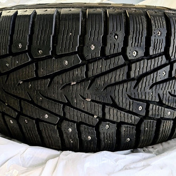 Nokian Шины шипованные 255/50/R19