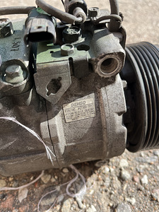 Компрессор кондиционера BMW E60/61 (1 фото из 5)