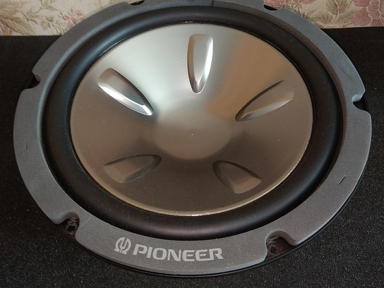 Pioneer TS-W1000C bassikõlarid 2 tk.