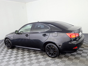 Lexus IS 220 Luxury 2.2 DI-D 130kW (4 foto / 8)