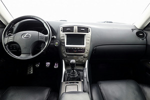 Lexus IS 220 Luxury 2.2 DI-D 130kW (5 foto / 8)