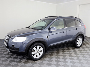 Chevrolet Captiva Luxury ATM 2.0 VCDi 110kW (2 foto / 8)