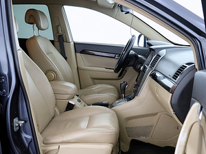 Chevrolet Captiva Luxury ATM 2.0 VCDi 110kW (6 foto / 8)