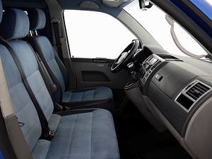 Volkswagen Transporter Carsport ATM 2.5 TDI 96kW (6 foto / 9)