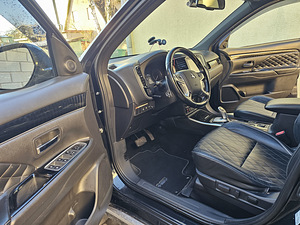 2021 Mitsubishi Outlander Phev-Pistikhübriid(elekter/bensiin (5 foto / 8)