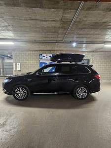 2021 Mitsubishi Outlander Phev-Pistikhübriid(elekter/bensiin (4 foto / 8)