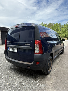 Dacia Logan 2012 (3 фото из 8)