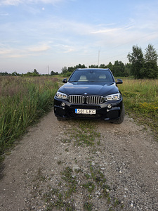 BMW x5, 4.0D, 230kw, 2017a (1 foto / 15)
