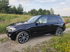BMW x5, 4.0D, 230kw, 2017a (3 foto / 15)