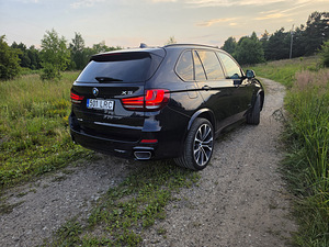 BMW x5, 4.0D, 230kw, 2017a (6 foto / 15)