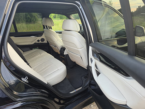 BMW x5, 4.0D, 230kw, 2017a (13 foto / 15)