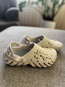 CROCS sandaalid (1 foto / 5)