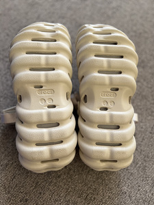CROCS sandaalid (5 foto / 5)