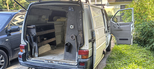 Volkswagen Transporter T4 1.9 TD (50 кВт) (9 фото из 10)