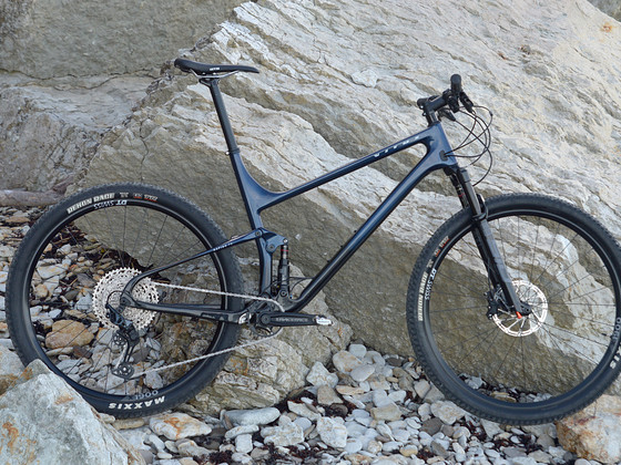 Uueväärne Vitus Rapide CRS FS carbon XC race/marathon MTB XL