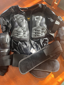 Mootorratta kaitsevest / Body Armour LEATHERICK XL (1 foto / 9)