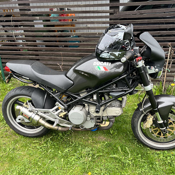 Müüa Ducati Monster 750 01’