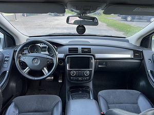 MERCEDES-BENZ R 320 CDI 4MATIC (9 foto / 12)