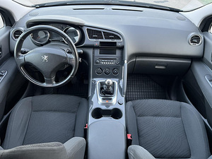 PEUGEOT 3008 (9 foto / 11)