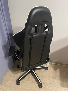 DXRacer Formula F08-NW игровое кресло (3 фото из 4)