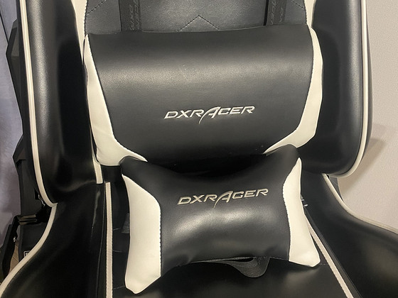 DXRacer Formula F08-NW игровое кресло