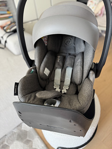 Cybex Cloud Z2 i-Size (45–87 см) + Base Z2 ISOFIX–360° + зер (2 фото из 6)
