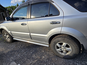 Kia sorento (7 foto / 7)