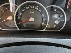 Kia sorento (6 foto / 7)