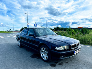 BMW E38 740d V8 180 kW 07/2001 (4 foto / 7)