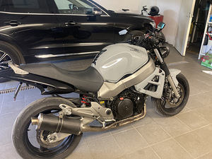 Продаётся Honda x11 100kW (5 фото из 5)