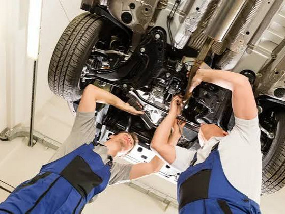 Automehaanik / Autolukksepp ettevõttes EasyDrive OÜ
