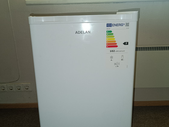 Külmkapp Adelan BC-90