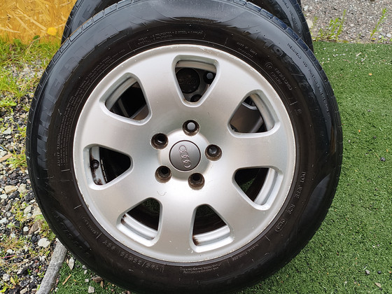 Head R15 veljed, Audi, väga heade rehvidega