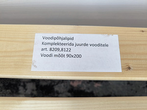 Lastevoodi väljatõmmatava magamisasemega (3 foto / 7)