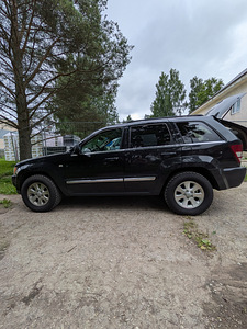 Jeep Grand Cherokee Limited CRD (6 foto / 14)