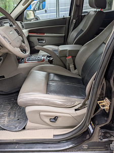 Jeep Grand Cherokee Limited CRD (8 foto / 14)