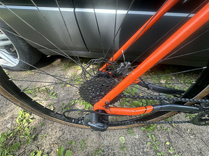 White GX Lite 28” M / L - raam ! (3 foto / 9)