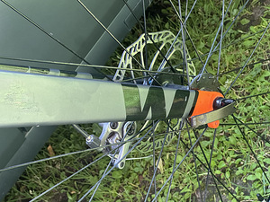 White GX Lite 28” M / L - raam ! (9 foto / 9)