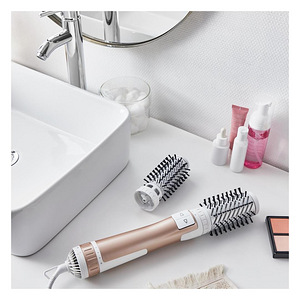 Вращающаяся фен-щетка Rowenta Brush Activ Compact (2 фото из 4)