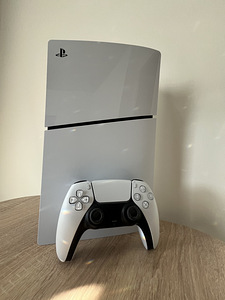 Sony Playstation 5 Slim Digital 825 GB (2 foto / 3)