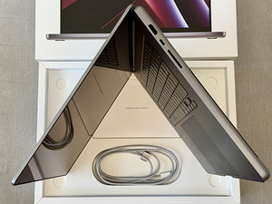 Apple Macbook Pro 16 M2 Pro 16/512GB uueväärne! Aku 95% (6 foto / 10)