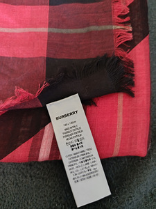 Burberry Naiste Sall (6 foto / 7)