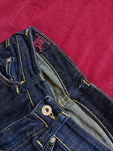 Evisu женские джинсы (2 фото из 8)