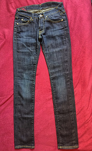 Evisu женские джинсы (3 фото из 8)